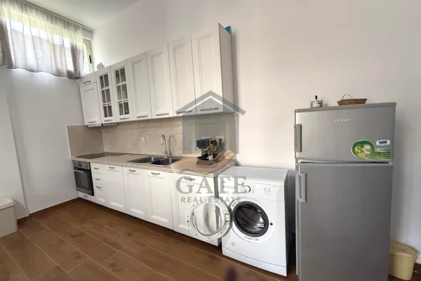 Shtepi ne shitje Apartament ne Durres, 1+1, Mobilimi E mobiluar, Pagesa 87,000  Euro.