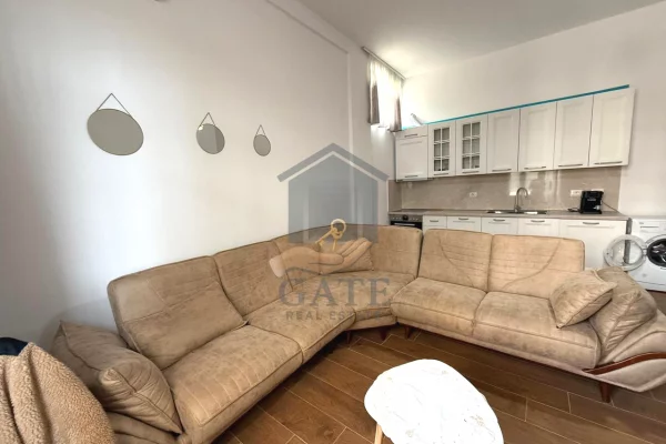 Shtepi ne shitje Apartament ne Durres, 1+1, Mobilimi E mobiluar, Pagesa 87,000  Euro.