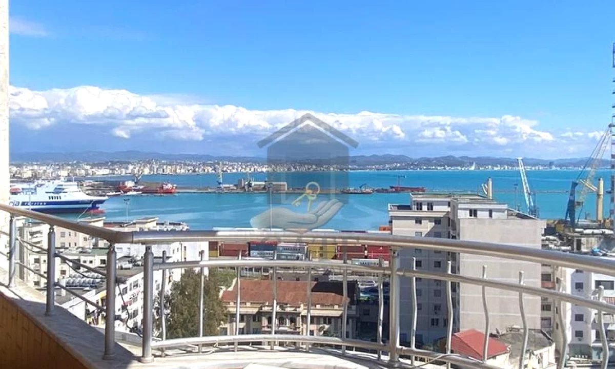 Shtepi me qera Apartament ne Durres, 2+1, Mobilimi E mobiluar, Pagesa 1,000  Euro.