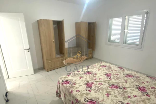Shtepi me qera Shtepi Private ne Durres, 2+1, Mobilimi E mobiluar, Pagesa 250  Euro.