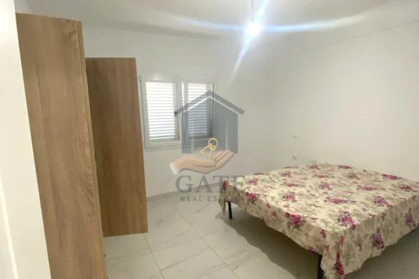 Shtepi me qera Shtepi Private ne Durres, 2+1, Mobilimi E mobiluar, Pagesa 250  Euro.