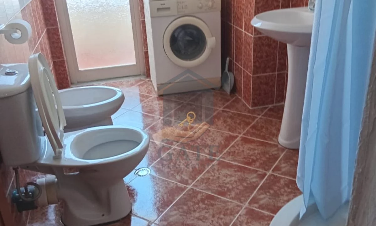 Shtepi me qera Apartament ne Durres, 1+1, Mobilimi E mobiluar, Pagesa 350  Euro.