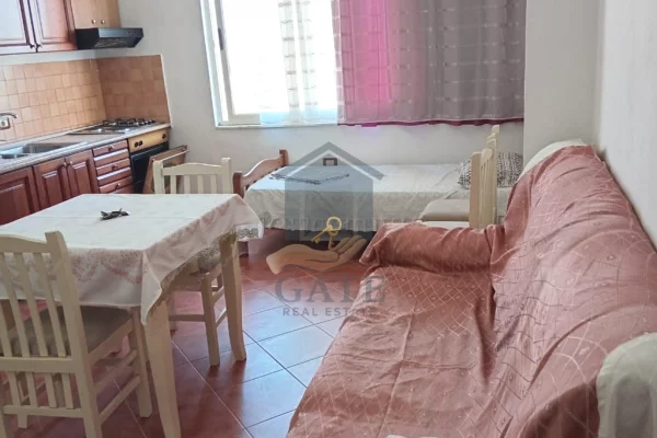 Shtepi me qera Apartament ne Durres, 1+1, Mobilimi E mobiluar, Pagesa 350  Euro.