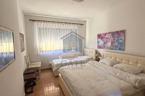 Shtepi ne shitje Apartament ne Durres, 1+1, Mobilimi E mobiluar, Pagesa 105,000  Euro.