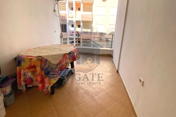 Shtepi me qera Apartament ne Durres, 1+1, Mobilimi E mobiluar, Pagesa 300  Euro.