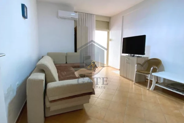 Shtepi me qera Apartament ne Durres, 1+1, Mobilimi E mobiluar, Pagesa 300  Euro.