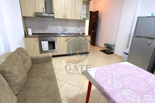 Shtepi me qera 1+1 ne Durres - 200 Euro