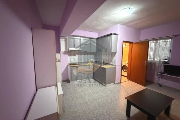 Jepet me Qira Apartament 1+1 – Plazh Iliria, Kati 2 me Ashensor