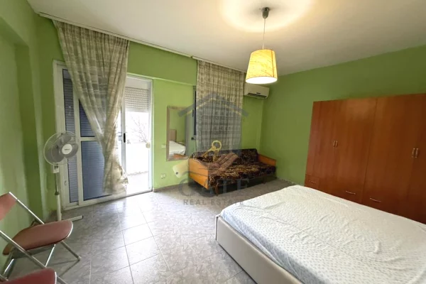 Shtepi me qera Apartament ne Durres, 1+1, Mobilimi E mobiluar, Pagesa 250  Euro.