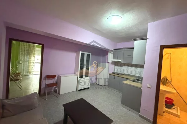 Shtepi me qera Apartament ne Durres, 1+1, Mobilimi E mobiluar, Pagesa 250  Euro.