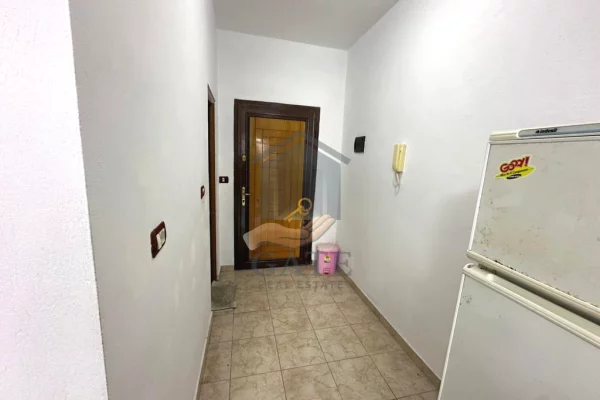 Appartamento in vendita a Durazzo 1+1, Arredato