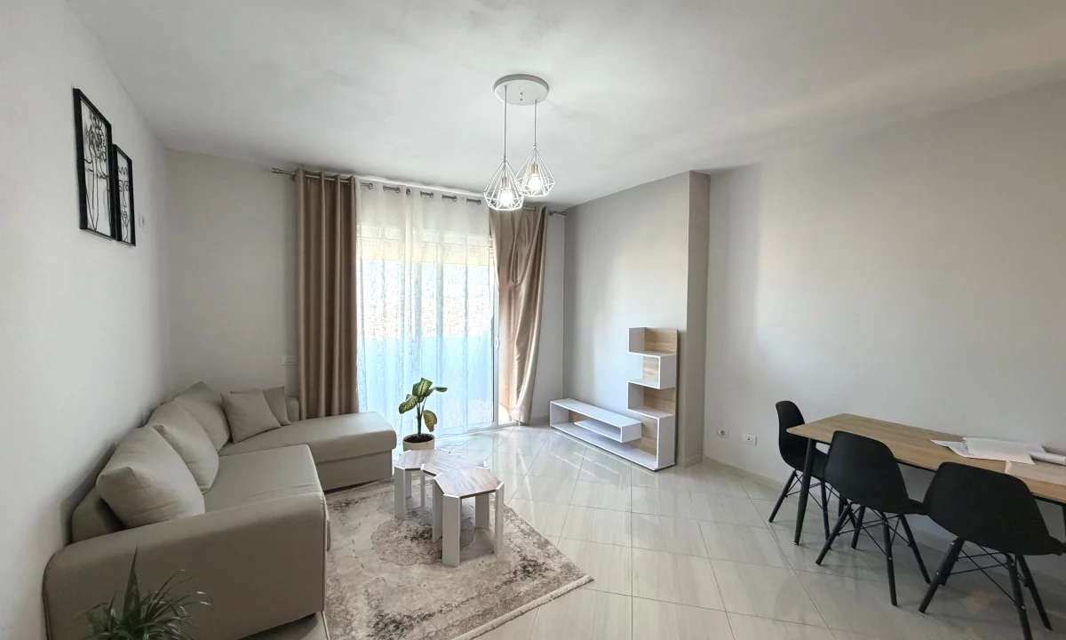 Shtepi me qera Apartament ne Durres, 1+1, Mobilimi E mobiluar, Pagesa 30,000  Leke.