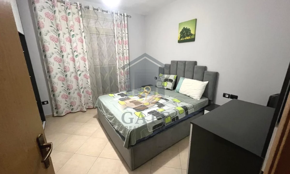 Shtepi me qera Apartament ne Durres, 1+1, Mobilimi E mobiluar, Pagesa 350  Euro.