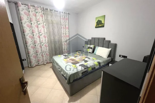 Shtepi me qera 1+1 ne Durres - 350 Euro