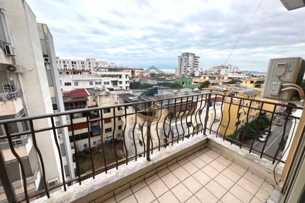 Shtepi me qera Apartament ne Durres, 1+1, Mobilimi E mobiluar, Pagesa 350  Euro.