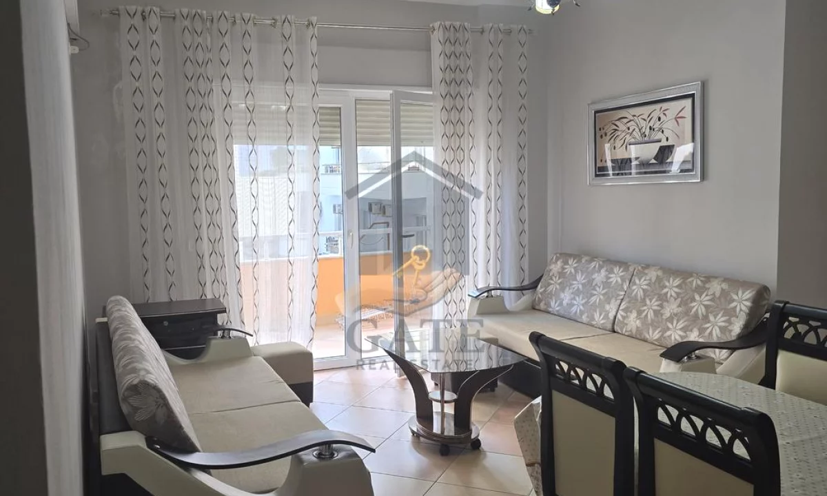 Shtepi me qera Apartament ne Durres, 1+1, Mobilimi E mobiluar, Pagesa 300  Euro.