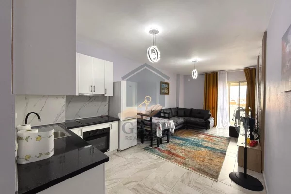 Shtepi me qera 2+1 ne Durres - 400 Euro