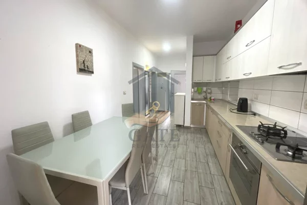 Shtepi ne shitje Apartament ne Durres, 1+1, Mobilimi E mobiluar, Pagesa 180,000  Euro.