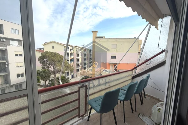 Shtepi ne shitje Apartament ne Durres, 1+1, Mobilimi E mobiluar, Pagesa 99,000  Euro.