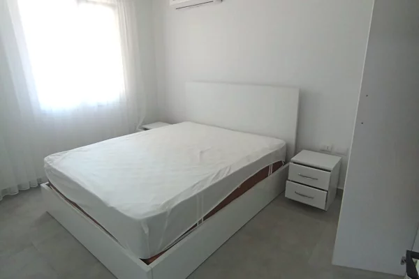 Shtepi me qera Apartament ne Durres, 1+1, Mobilimi E mobiluar, Pagesa 350  Euro.
