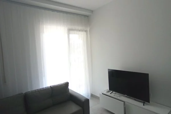 Shtepi me qera Apartament ne Durres, 1+1, Mobilimi E mobiluar, Pagesa 350  Euro.