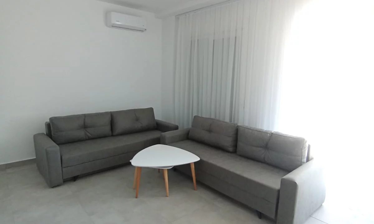 Shtepi me qera Apartament ne Durres, 1+1, Mobilimi E mobiluar, Pagesa 350  Euro.