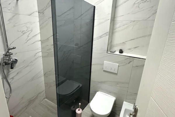 Shtepi me qera Apartament ne Durres, 1+1, Mobilimi E mobiluar, Pagesa 350  Euro.