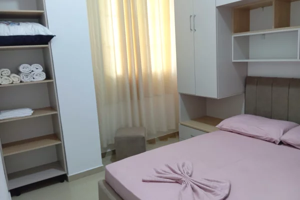 Shtepi me qera Apartament ne Durres, 1+1, Mobilimi E mobiluar, Pagesa 350  Euro.