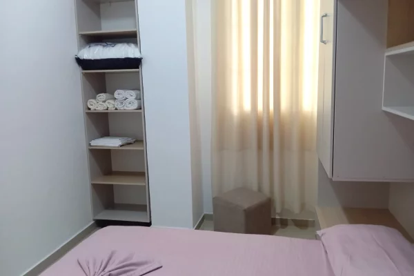 Shtepi me qera Apartament ne Durres, 1+1, Mobilimi E mobiluar, Pagesa 350  Euro.