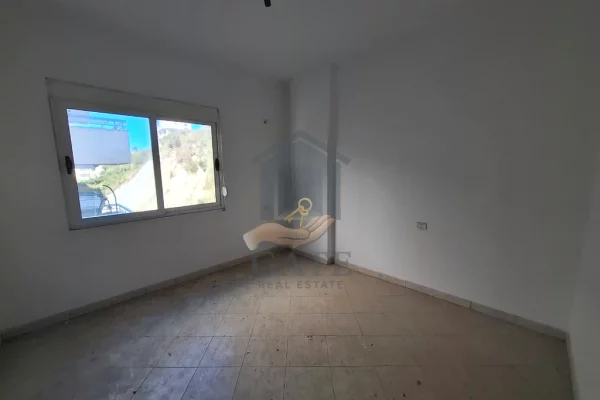 Shtepi ne shitje Apartament ne Durres, 1+1, Mobilimi E mobiluar, Pagesa 58,000  Euro.