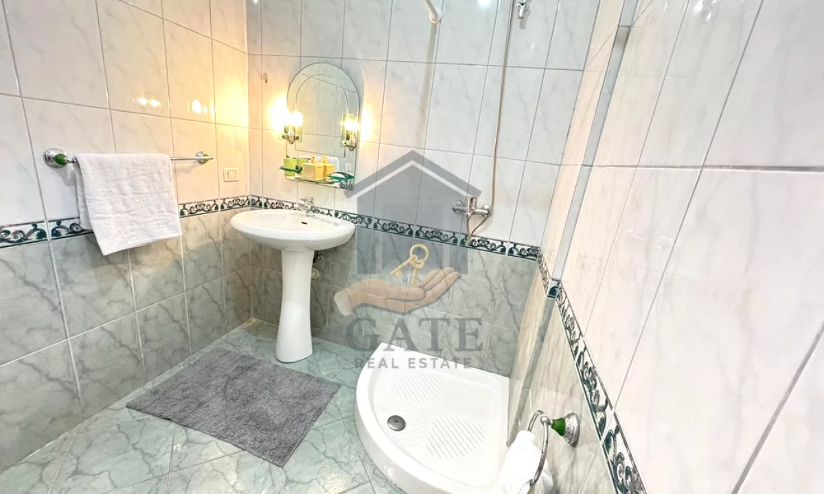 Shtepi ne shitje Apartament ne Durres, 2+1, Mobilimi E mobiluar, Pagesa 117,000  Euro.