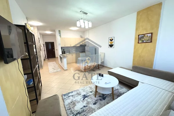 Shtepi ne shitje Apartament ne Durres, 2+1, Mobilimi E mobiluar, Pagesa 117,000  Euro.