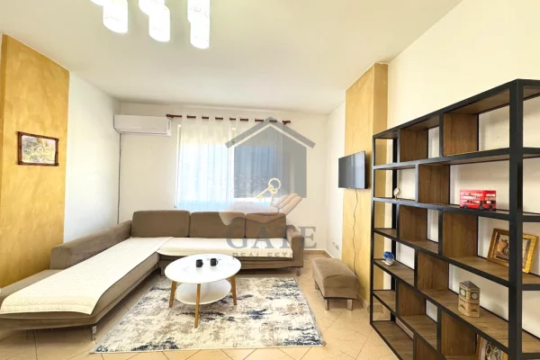 Shtepi ne shitje Apartament ne Durres, 2+1, Mobilimi E mobiluar, Pagesa 117,000  Euro.
