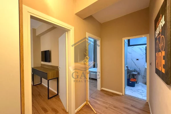 Shtepi ne shitje Apartament ne Durres, 2+1, Mobilimi E mobiluar, Pagesa 130,000  Euro.