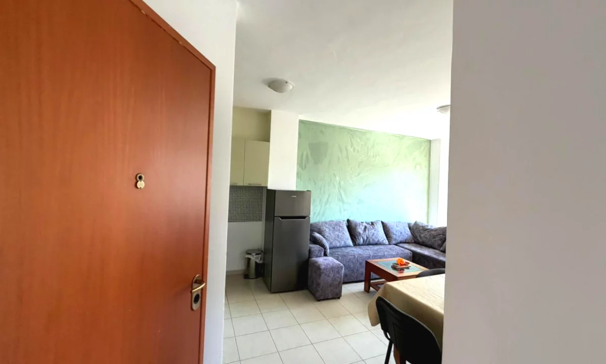 Shtepi ne shitje Apartament ne Durres, 1+1, Mobilimi E mobiluar, Pagesa 80,000  Euro.