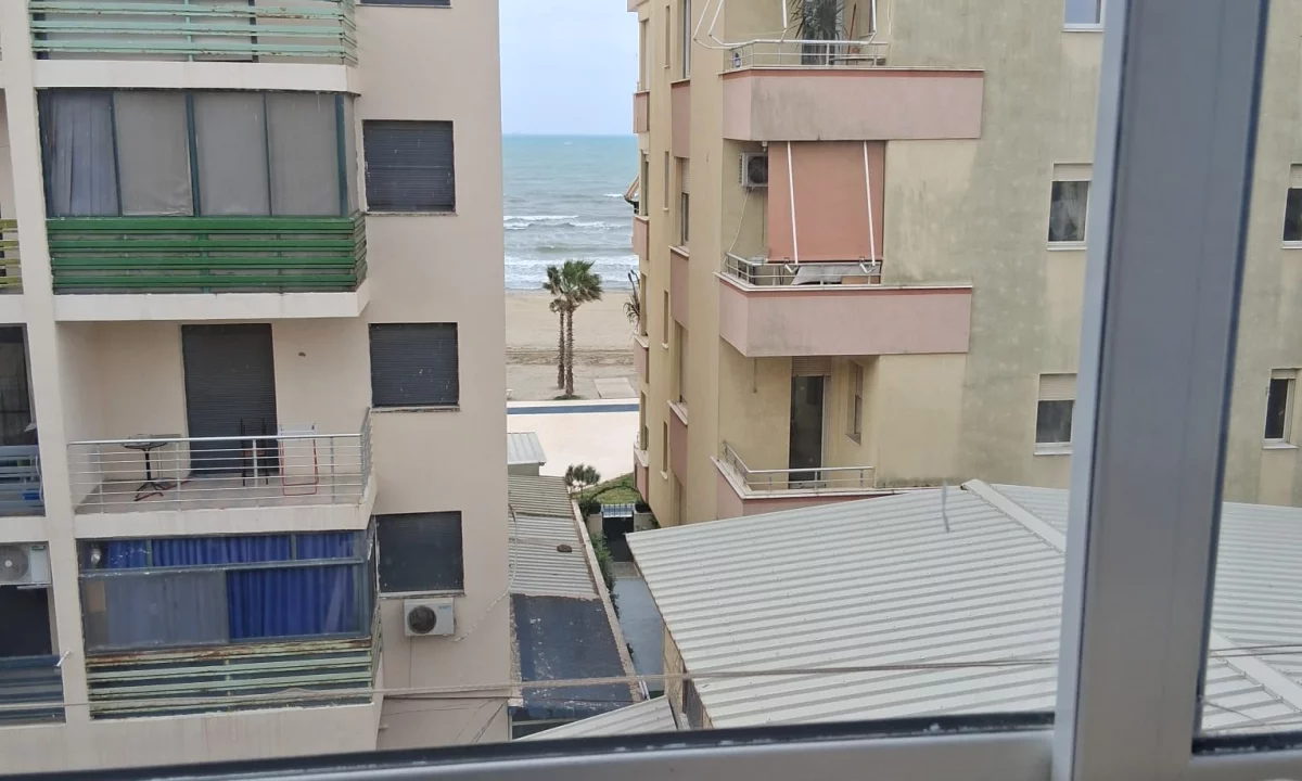 Shtepi me qera Apartament ne Durres, 1+1, Mobilimi E mobiluar, Pagesa 350  Euro.