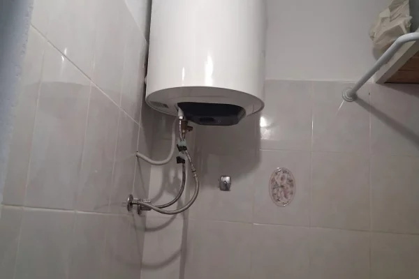 Shtepi me qera Apartament ne Durres, 1+1, Mobilimi E mobiluar, Pagesa 350  Euro.