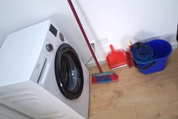 Shtepi me qera Apartament ne Durres, 1+1, Mobilimi E mobiluar, Pagesa 350  Euro.