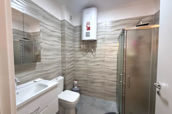 Shtepi me qera Apartament ne Durres, 1+1, Mobilimi E mobiluar, Pagesa 400  Euro.