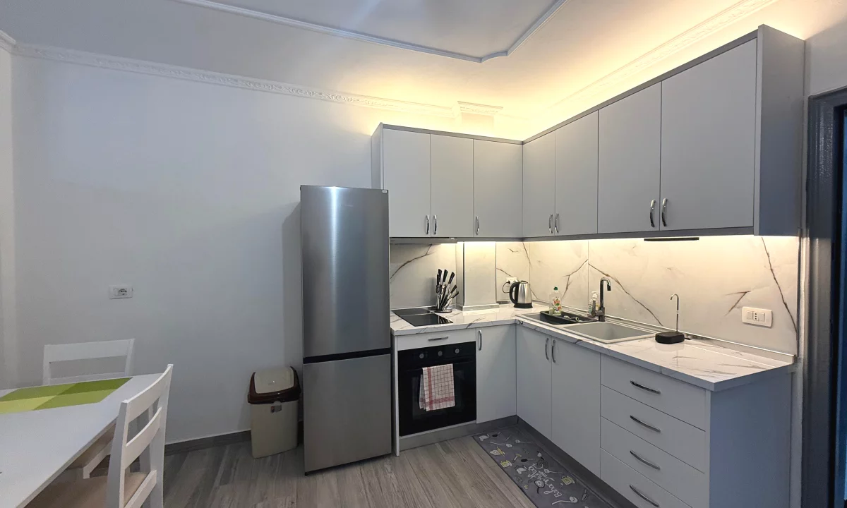 Shtepi me qera Apartament ne Durres, 1+1, Mobilimi E mobiluar, Pagesa 400  Euro.