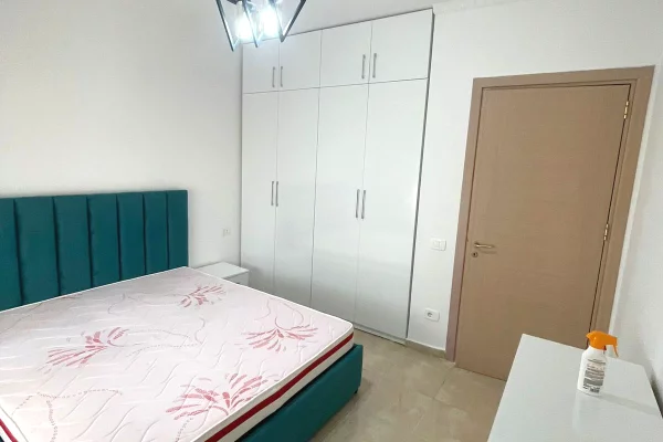Shtepi me qera Apartament ne Durres, 1+1, Mobilimi E mobiluar, Pagesa 400  Euro.