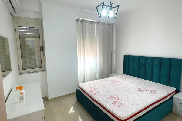Shtepi me qera Apartament ne Durres, 1+1, Mobilimi E mobiluar, Pagesa 400  Euro.