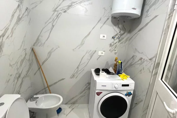 Shtepi me qera Apartament ne Durres, 1+1, Mobilimi E mobiluar, Pagesa 400  Euro.