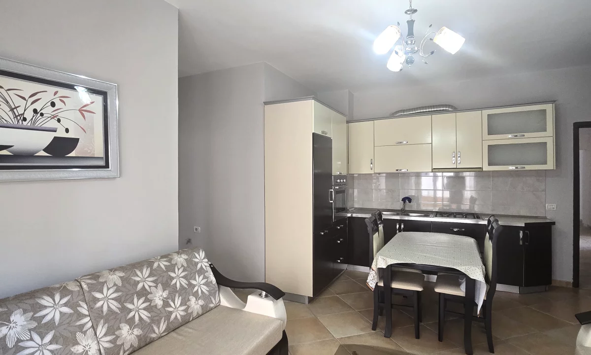 Shtepi me qera Apartament ne Durres, 1+1, Mobilimi E mobiluar, Pagesa 300  Euro.