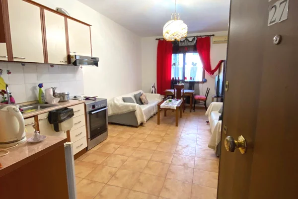 Appartamento in affitto a Durazzo 1+1, Arredato