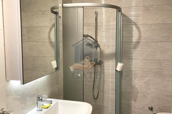 Shtepi ne shitje Apartament ne Durres, 1+1, Mobilimi E mobiluar, Pagesa 172,000  Euro.