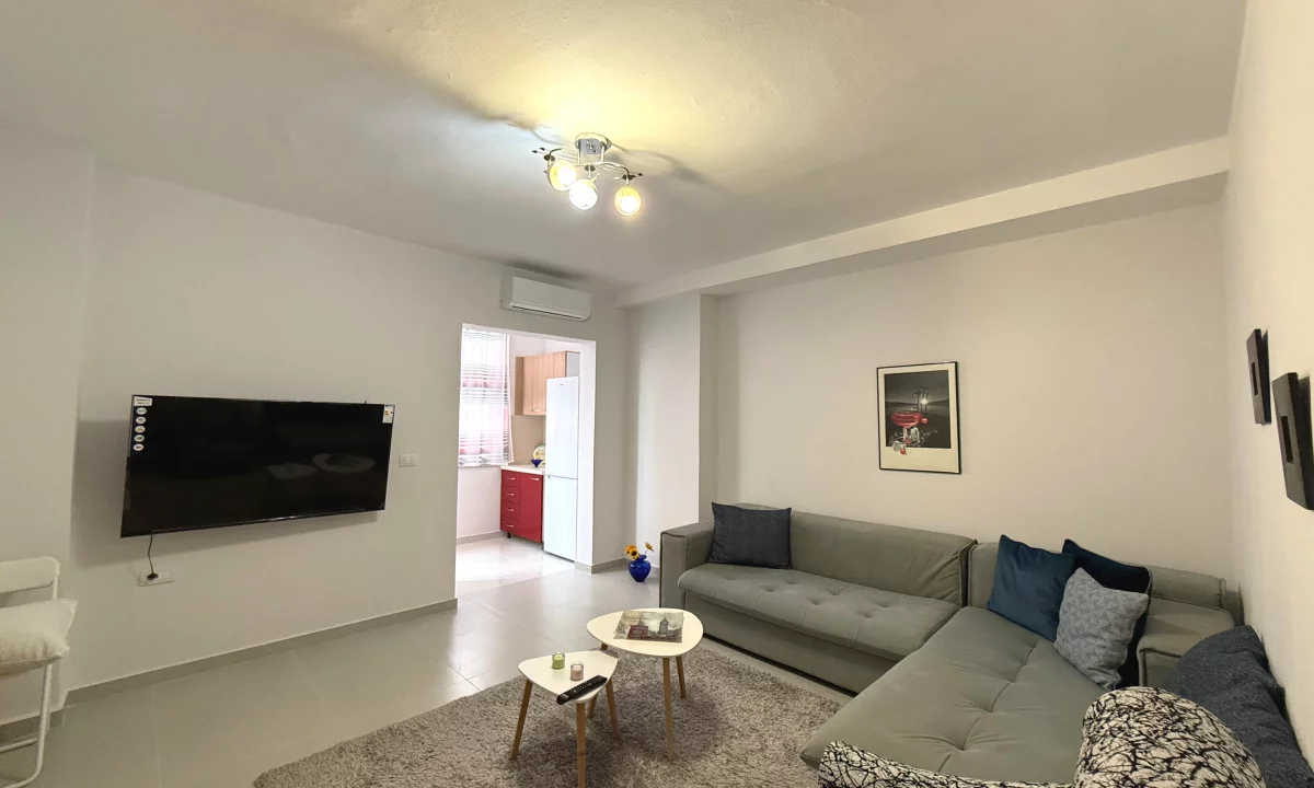 Shtepi me qera Apartament ne Durres, 2+1, Mobilimi E mobiluar, Pagesa 40,000  Leke.