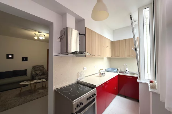Shtepi me qera Apartament ne Durres, 2+1, Mobilimi E mobiluar, Pagesa 40,000  Leke.