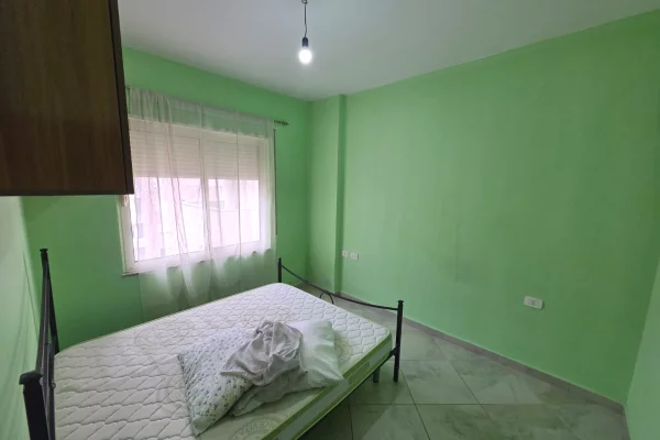 Shtepi ne shitje Apartament ne Durres, 1+1, Mobilimi E mobiluar, Pagesa 73,000  Euro.