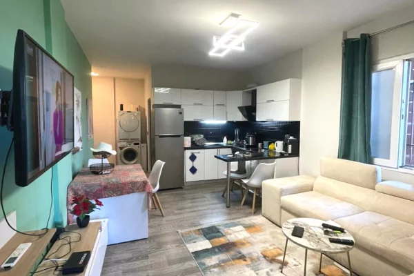 Shtepi ne shitje Apartament ne Durres, 1+1, Mobilimi E mobiluar, Pagesa 70,000  Euro.